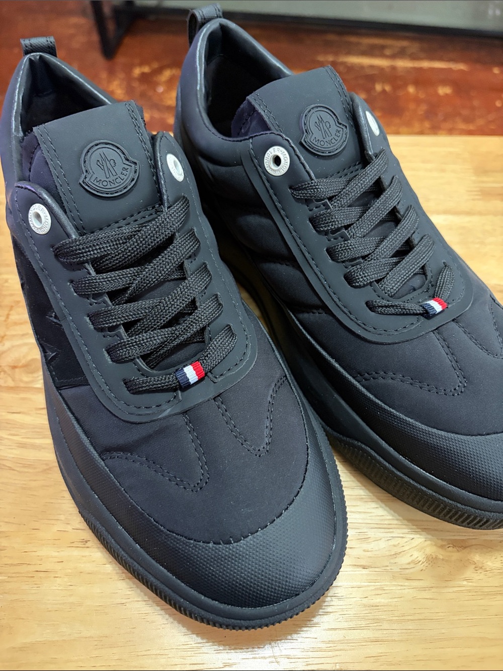 Moncler Men's Black Low-Top Sneakers with Tricolor Detail